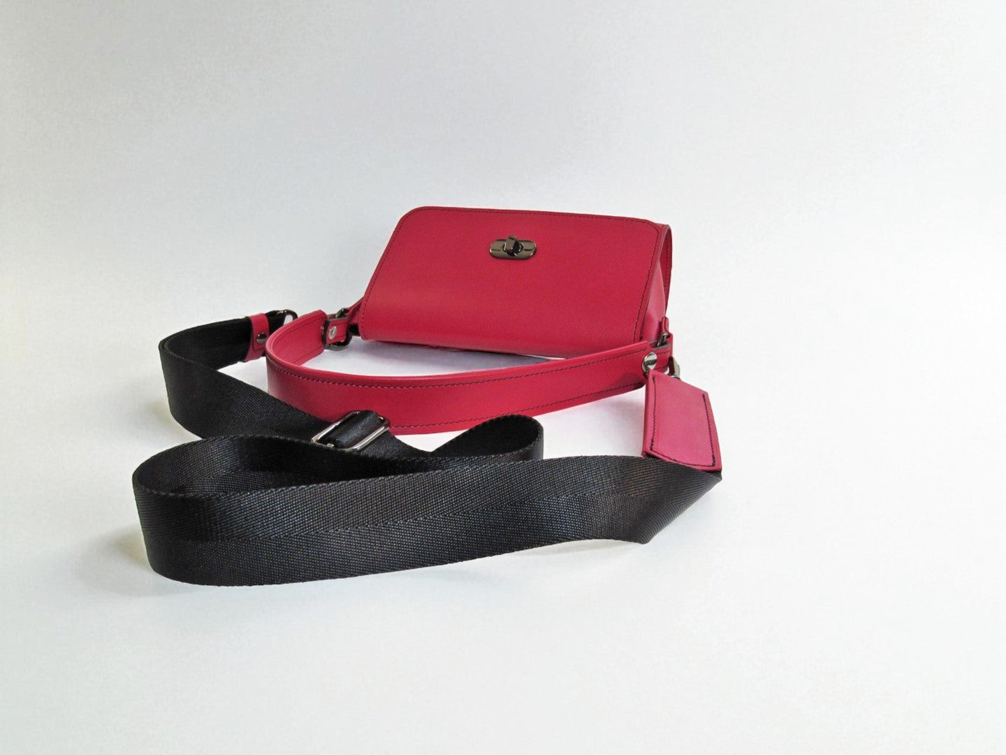 Tica Bag + Handle Strap